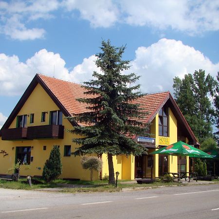 Restaurace penzion Rafael Dlouhá Brtnice Cameră foto